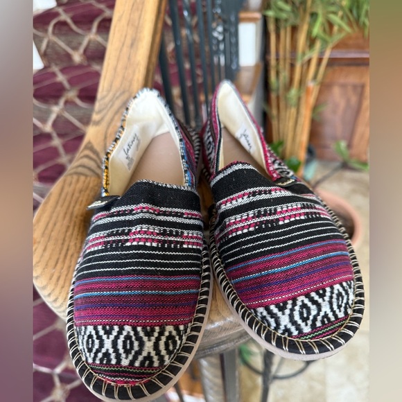 Latinas ladies fabric flats excellent condition, size 8 - Picture 10 of 11